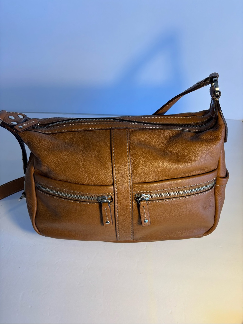 Tignanello Tan Pebbled Leather Shoulder Bag Crossbody Multi-Pocket Cognac Brown